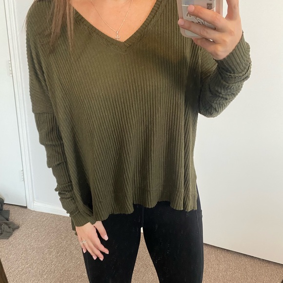 Women’s ribbed v neck long sleeve top size small - Picture 6 of 6